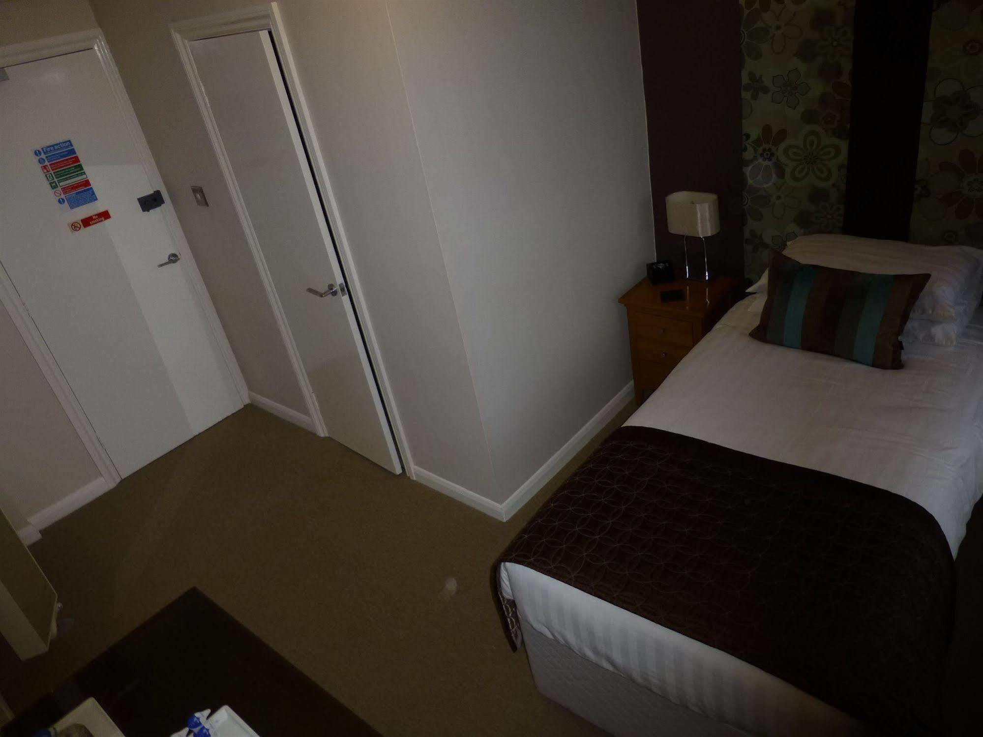 Waters Reach Guest House Christchurch (Dorset) Exterior foto